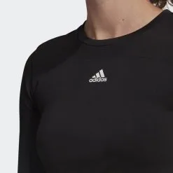 Camiseta Adidas AEROKNIT Seamless Fitted Cropped -tienda de equipos de fitness camiseta adidas aeroknit seamless fitted cropped 4
