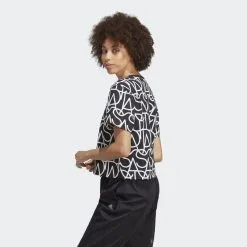 Camiseta Allover Adidas Graphic Boyfriend -tienda de equipos de fitness camiseta allover adidas graphic boyfriend 2