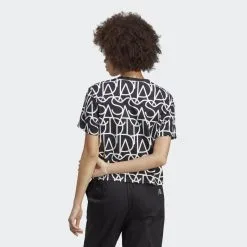 Camiseta Allover Adidas Graphic Boyfriend -tienda de equipos de fitness camiseta allover adidas graphic boyfriend 4