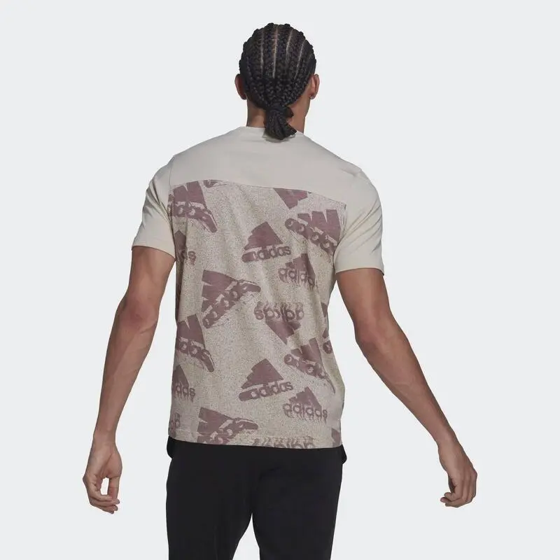 ADIDAS Camiseta Essentials BrandLove Logo 6 ADIDAS Camiseta Essentials BrandLove Logo - Imagen 4