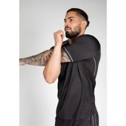 Camiseta Musculación Manga Corta Poliéster Hombre GORILLA WEAR Fremont Negro 11 Camiseta Musculación Manga Corta Poliéster Hombre GORILLA WEAR Fremont Negro -tienda de equipos de fitness camiseta musculacion manga corta poliester hombre gorilla wear fremont negro 3