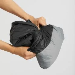 Chaqueta Acolchada Montaña Y Trekking Con Capucha Mujer Forclaz MT100 Negro -tienda de equipos de fitness chaqueta acolchada montaa y trekking con capucha mujer forclaz mt100 negro 3