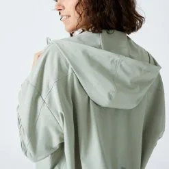 Domyos Chaqueta Fitness Verde Amplia Capucha -tienda de equipos de fitness chaqueta fitness verde amplia capucha 2