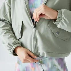 Domyos Chaqueta Fitness Verde Amplia Capucha -tienda de equipos de fitness chaqueta fitness verde amplia capucha 4