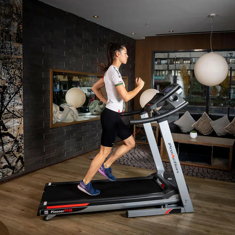 BH Fitness Cinta De Correr Pioneer R9 G6587 Uso Intensivo 6 BH Fitness Cinta De Correr Pioneer R9 G6587 Uso Intensivo - Imagen 4