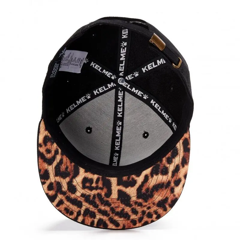 Gorra Unisex Kelme 13 En Color Negro 6 Gorra Unisex Kelme 13 En Color Negro - Imagen 4