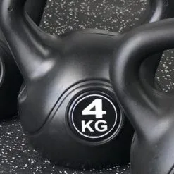 IVOL Kettlebell 4 Kg - Plástico - Para Uso Interior Y Exterior - Negro -tienda de equipos de fitness kettlebell 4 kg plastico para uso interior y exterior negro 3