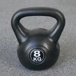 IVOL Kettlebell 8 Kg - Plástico - Para Uso Interior Y Exterior - Negro 8 IVOL Kettlebell 8 Kg - Plástico - Para Uso Interior Y Exterior - Negro -tienda de equipos de fitness kettlebell 8 kg plastico para uso interior y exterior negro 1