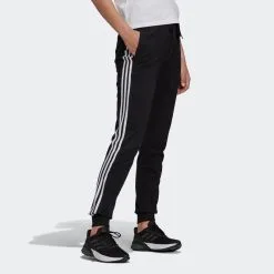 Pantalón Adidas Jogger Mujer Fitness 3 Franjas Negro 9 Pantalón Adidas Jogger Mujer Fitness 3 Franjas Negro -tienda de equipos de fitness pantalon adidas jogger mujer fitness 3 franjas negro 2