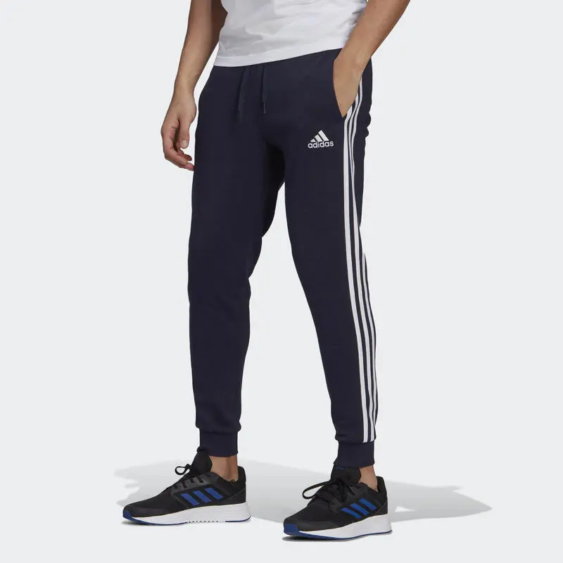 ADIDAS Pantalón Essentials Fleece Fitted 3 Bandas 3 ADIDAS Pantalón Essentials Fleece Fitted 3 Bandas