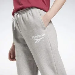 Pantalón Reebok Identity Logo Fleece -tienda de equipos de fitness pantalon reebok identity logo fleece 4