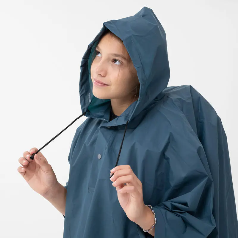 Poncho Impermeable De Montaña Y Trekking Máx. 10 Litros Adulto Forclaz 50 7 Poncho Impermeable De Montaña Y Trekking Máx. 10 Litros Adulto Forclaz 50 - Imagen 5